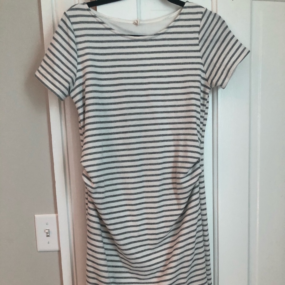 Pink blush maternity dress size medium